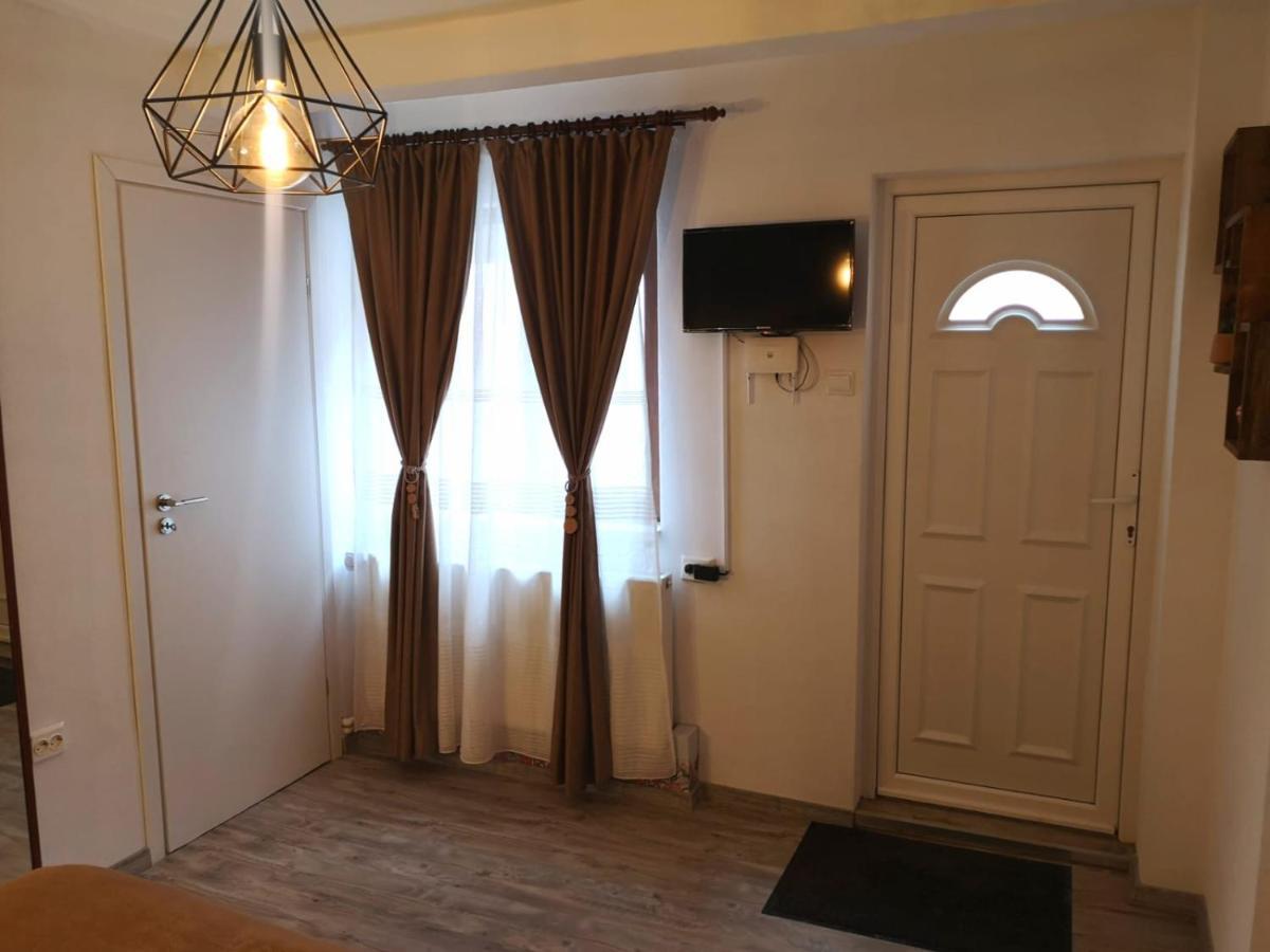 Traditional Boutique Brasov Ngoại thất bức ảnh
